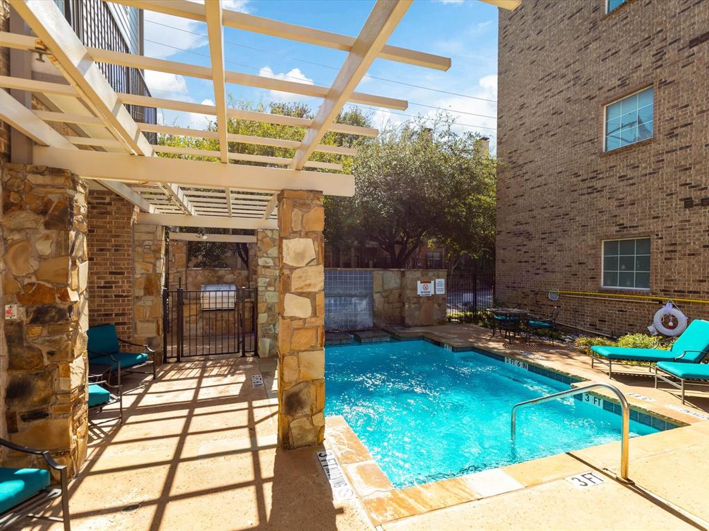 Westview Condos - Residential