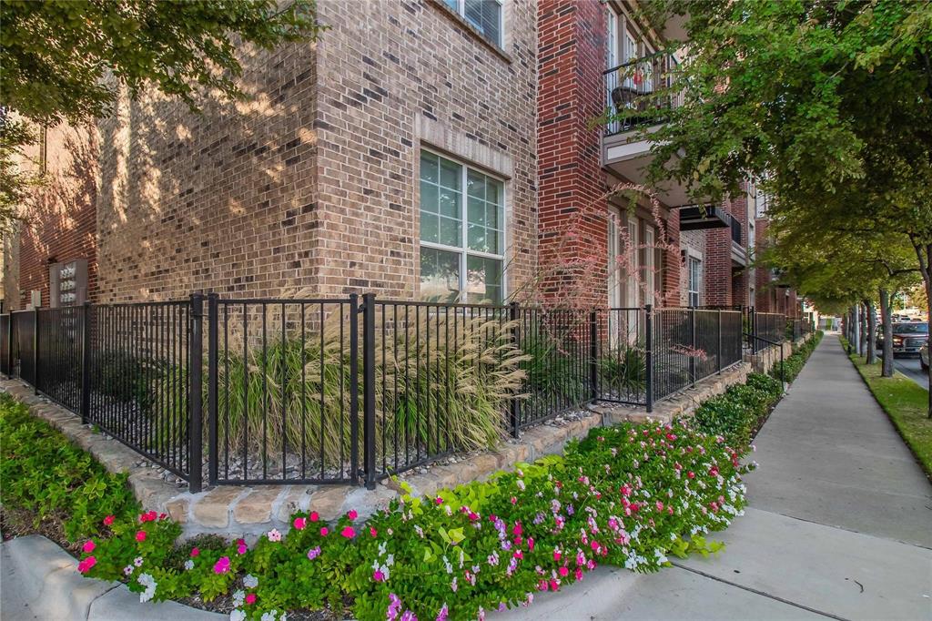 Westview Condos - Residential