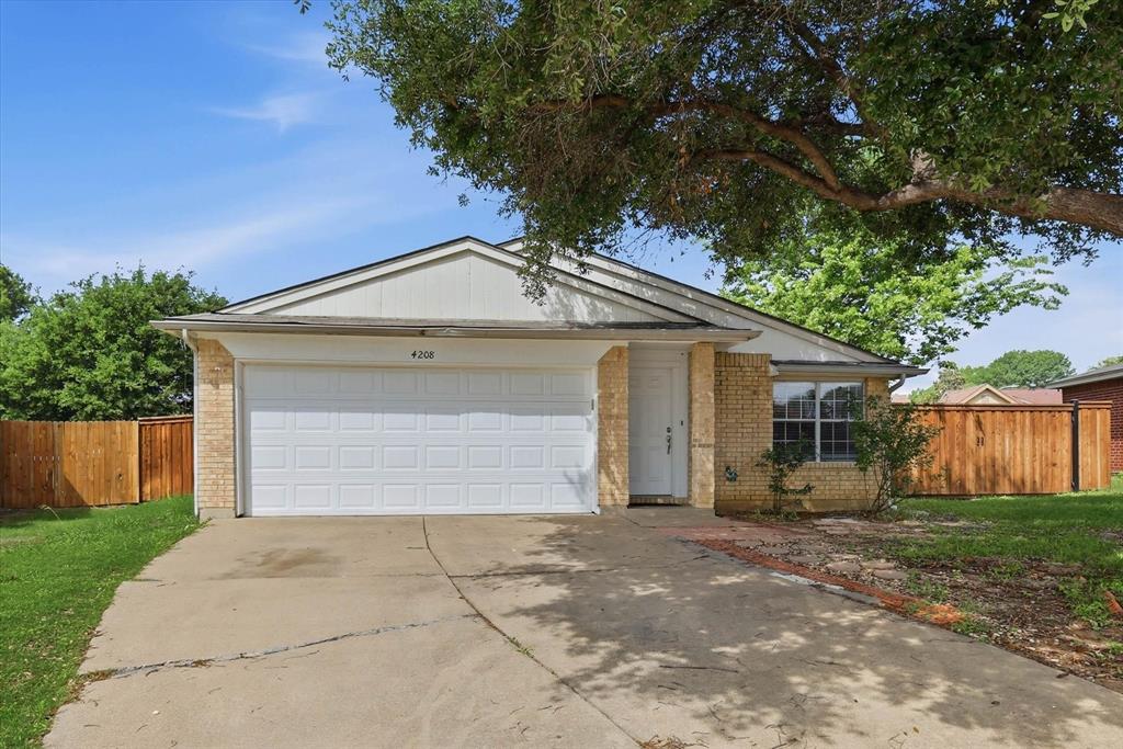 N Beach Village At Summerfields - Residential