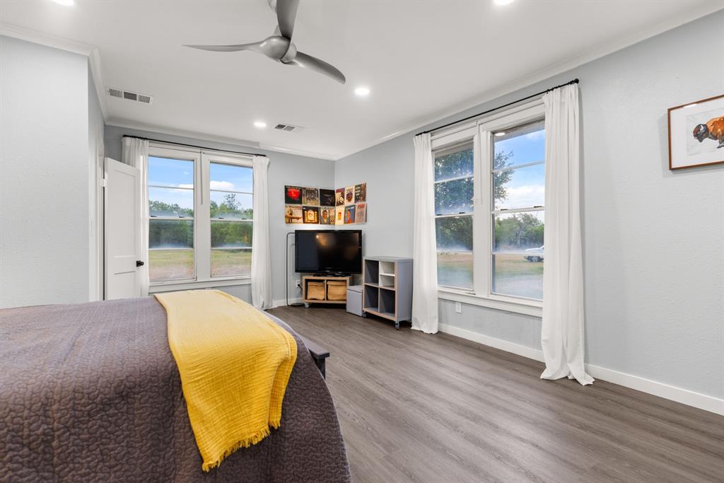BUSCHER G W - Residential