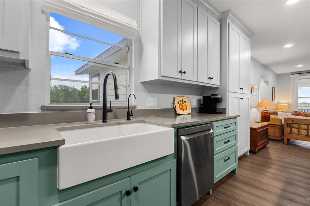 BUSCHER G W - Residential