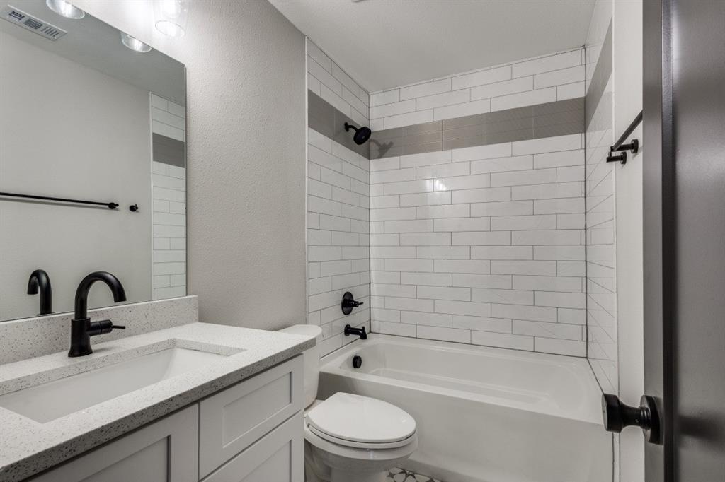 townhomes at monticello - Residential