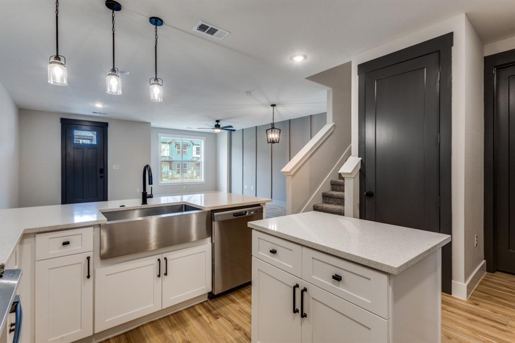 townhomes at monticello - Residential