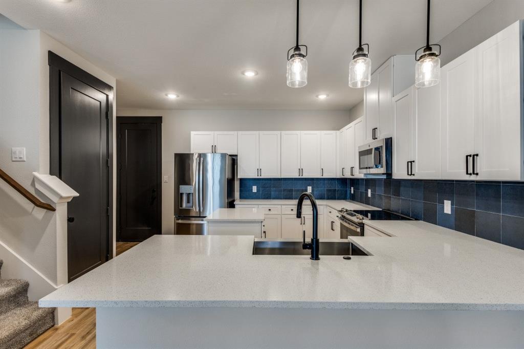 townhomes at monticello - Residential