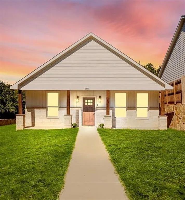 Welcome to your dream home! Just minutes from the iconic Fort Worth Stockyards and easy access to I-35! Built in 2023, this beautifully designed 4-bedroom, 3-bathroom residence offers the perfect blend of modern elegance and everyday comfort. Step inside to an expansive open floorplan that seamlessly connects the spacious living area, dining space, and gourmet-style kitchen ideal for entertaining or for a relaxed retreat after a long day. The kitchen is a true showstopper, featuring under-lit cabinets, premium finishes, and a large island with built-in storage, providing both functionality and style for the home chef. Retreat to the luxurious primary suite, where the spa-like bathroom awaits. You'll love the dual backlit vanities, sleek design elements, and a walk-in shower that allows for hotel luxury without leaving home. Enjoy the energy savings that the solar panels provide without the hassle of paying to lease them! Come and see all the features this home has to offer and prepare to be impressed! Solar Panel lease to convey to buyers at closing.