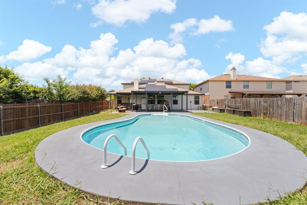 Burleson Meadows - Residential