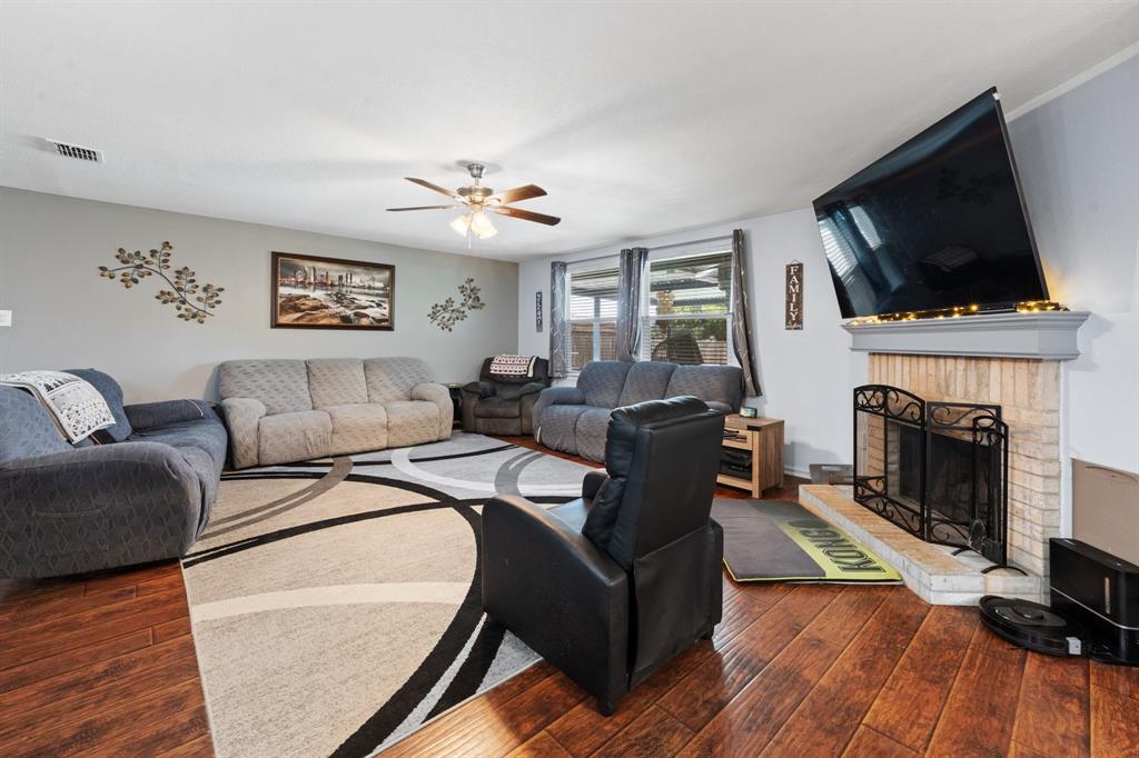 Burleson Meadows - Residential