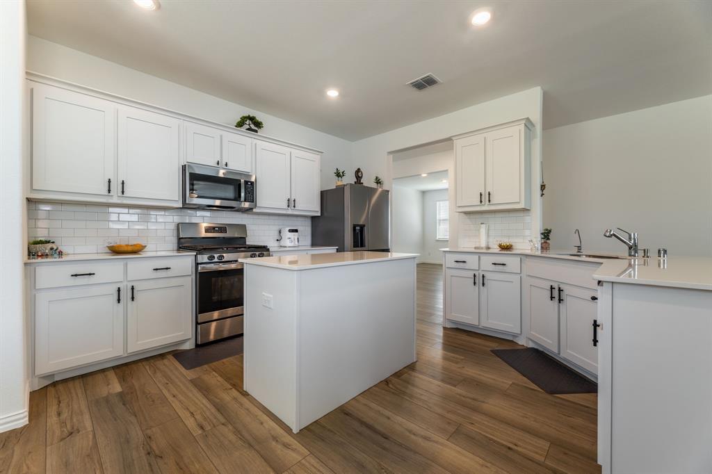 LINDEN HILLS - Residential Lease