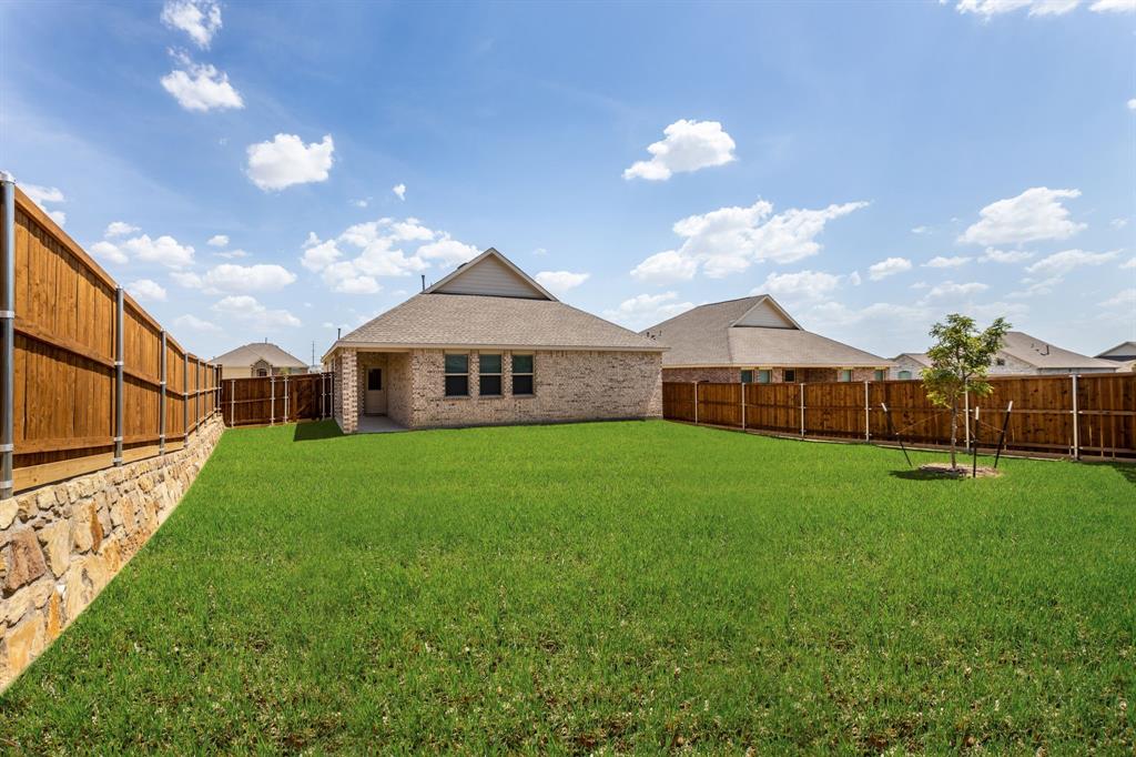 LINDEN HILLS - Residential Lease