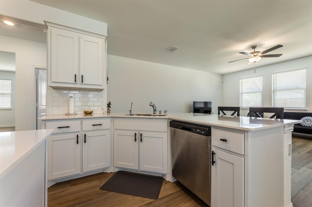 LINDEN HILLS - Residential Lease