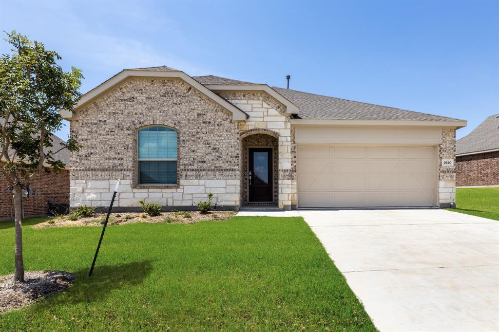 Almost Brand New House. Linden Hills is a masterplan community with new single-family homes for sale in the city of Little Elm, TX. The community includes a variety of onsite amenities such as a pool, playground and multiple parks. Students will attend schools in the coveted Denton ISD. Residents have easy access to shopping and entertainment in Frisco and downtown Denton, which are both only under 20 minutes away. Plus, it’s also just a quick drive to Lewisville Lake for outdoor recreation. Trails for walking, biking or cruising along wind throughout and around the community Known as Hill Country, Central Texas offers an abundance of beautiful landscape including signature lavender fields. The zero-entry swimming pool includes a child-friendly water spray area and shaded seating. This house multiple smart home features such as WiFi controlled Garage Door Opener, W & D, Sprinkler and Security System. Let's be the first one to live in this beautiful house in a masterplanned community.
