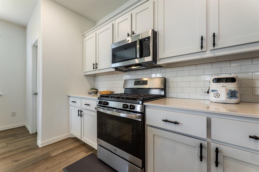 LINDEN HILLS - Residential Lease
