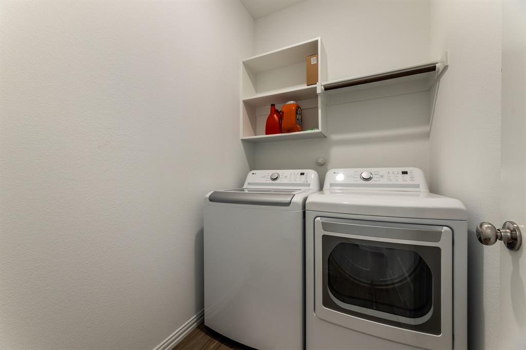 LINDEN HILLS - Residential Lease