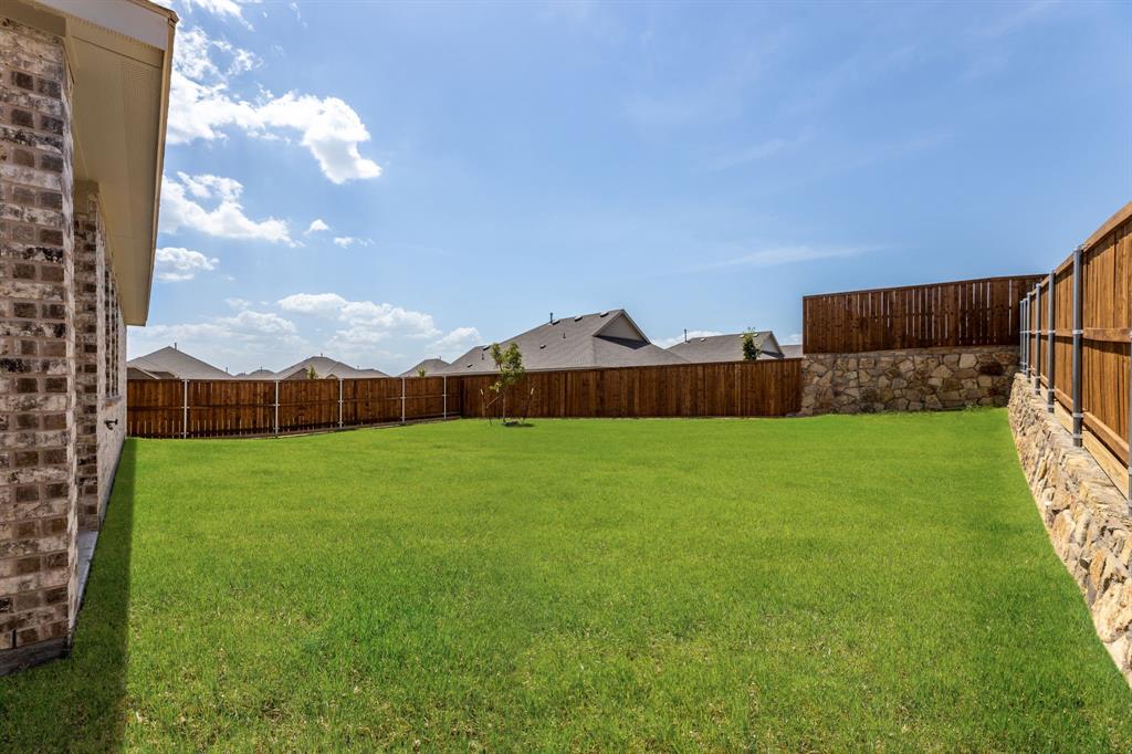 LINDEN HILLS - Residential Lease
