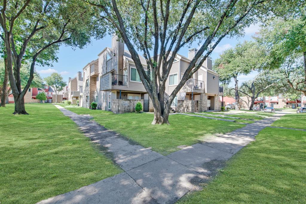 Richland Trace Condos - Residential
