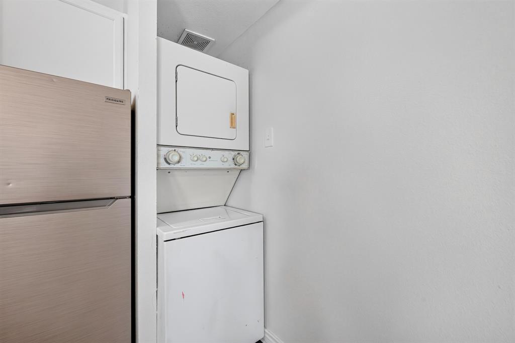 Richland Trace Condos - Residential