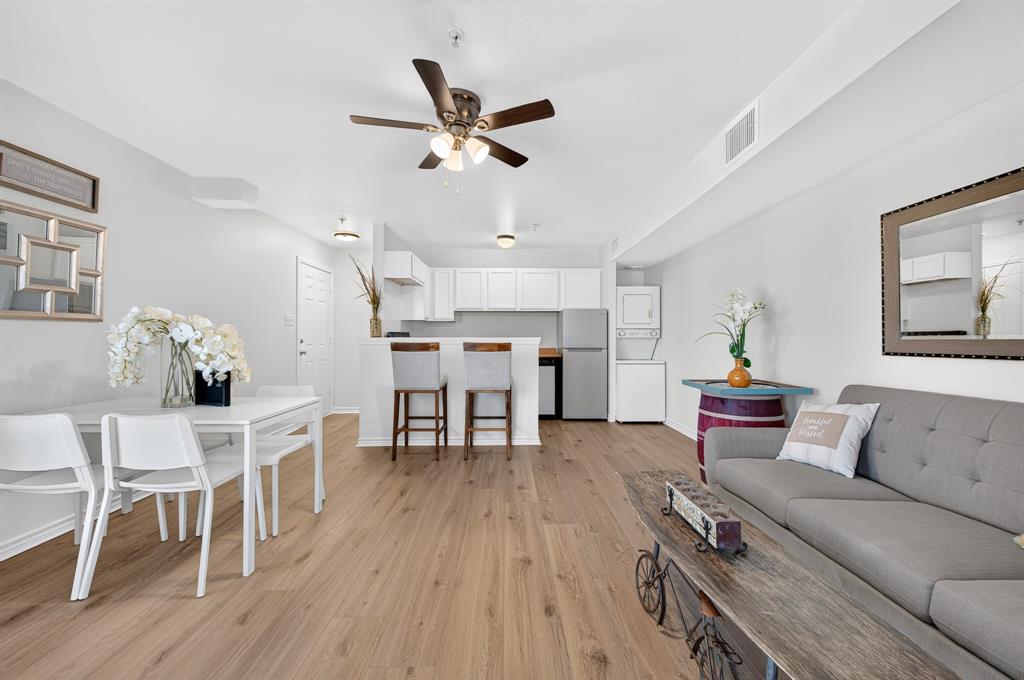 Richland Trace Condos - Residential