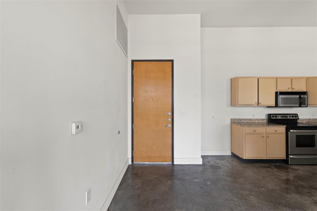 Live Oak Lofts Condo - Residential