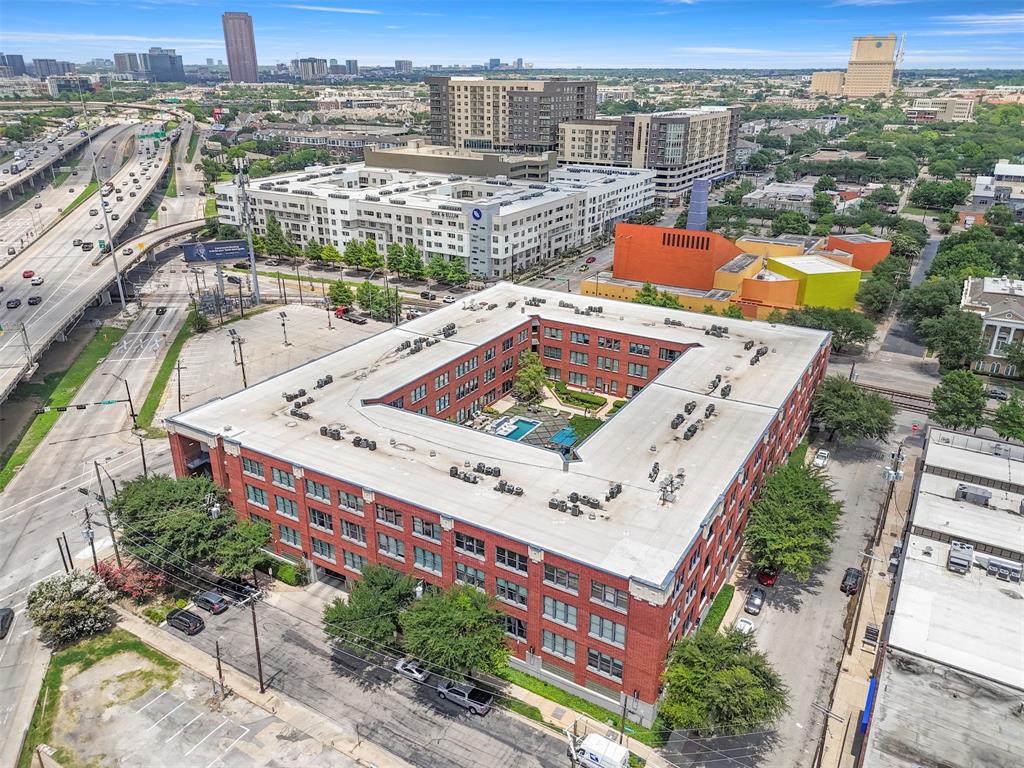 Live Oak Lofts Condo - Residential