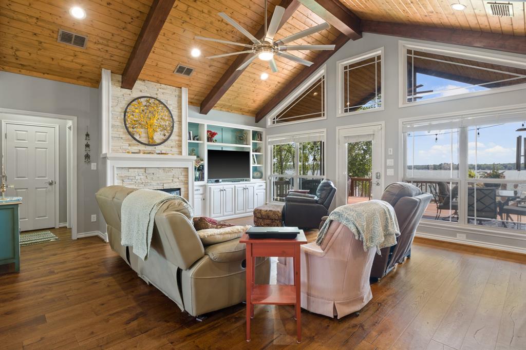 Waterside - Residential