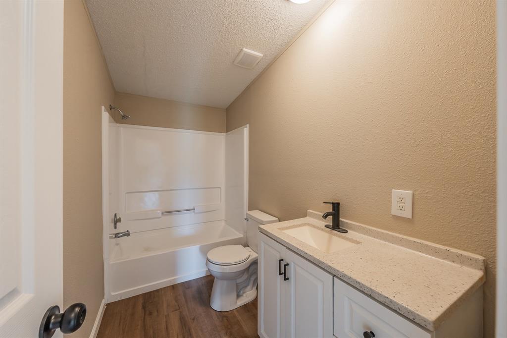 Oak Meadows - Residential