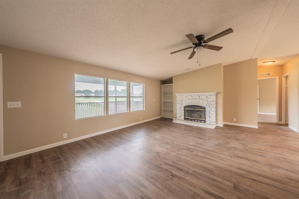 Oak Meadows - Residential