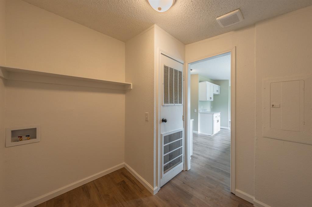 Oak Meadows - Residential