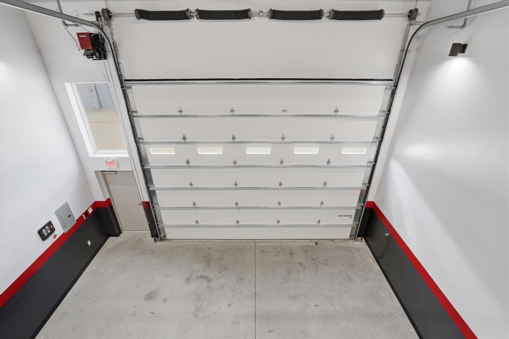 Garages Of Texas Frisco Condo - Commercial Sale