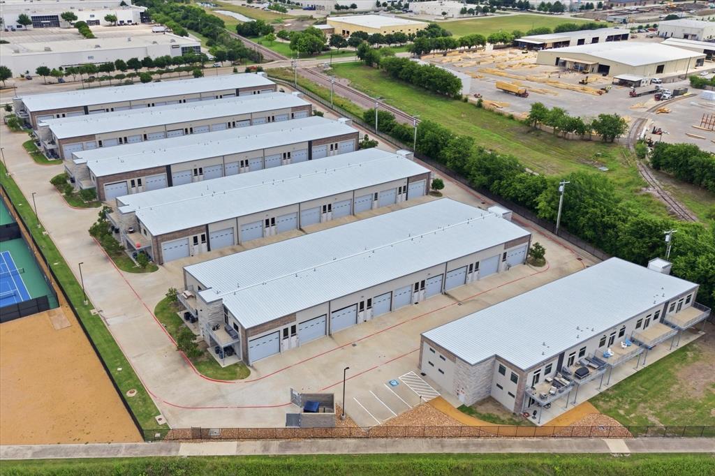 Garages Of Texas Frisco Condo - Commercial Sale