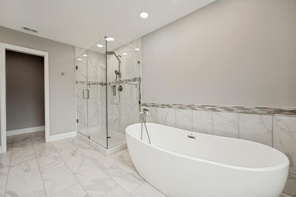 Silvertree Square - Residential