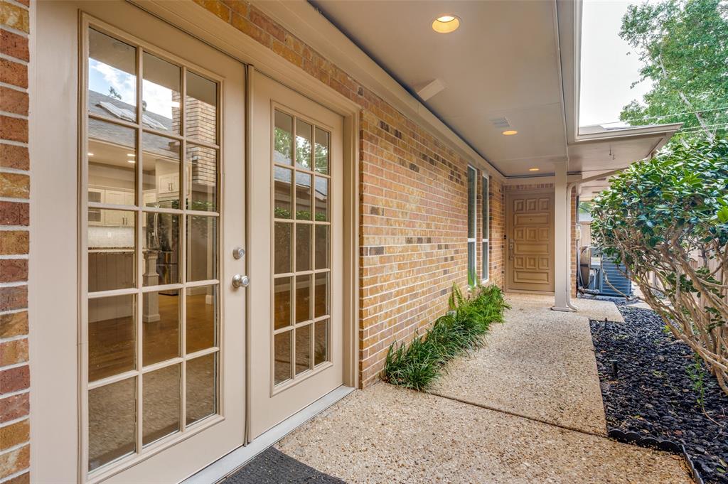 Silvertree Square - Residential