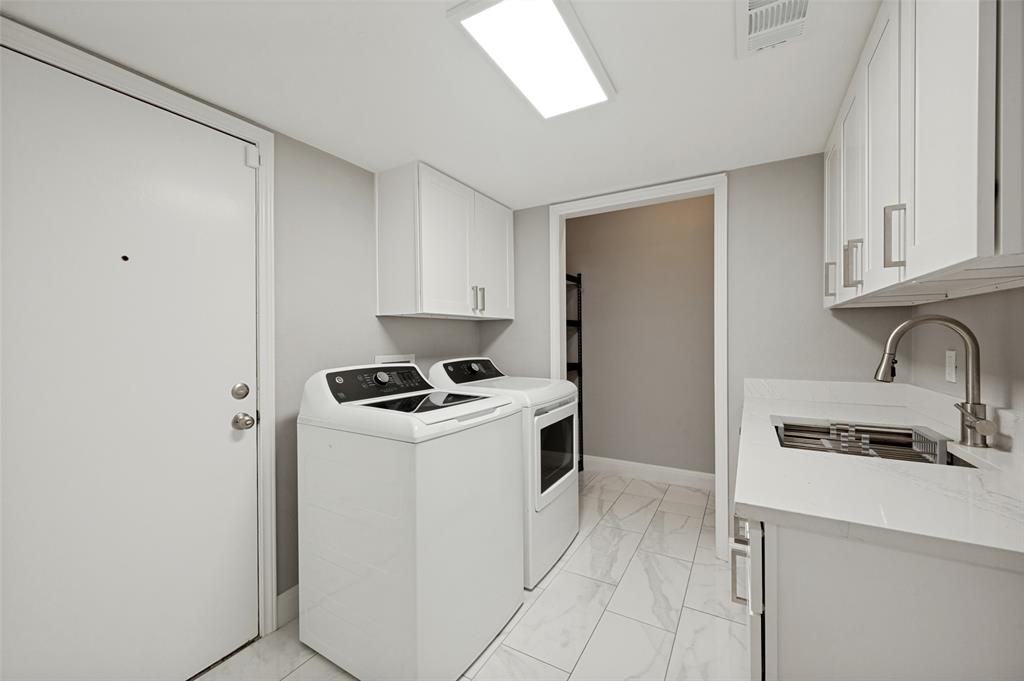 Silvertree Square - Residential