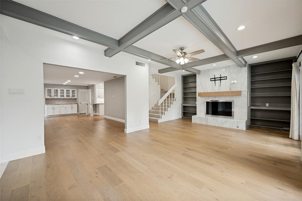 Silvertree Square - Residential