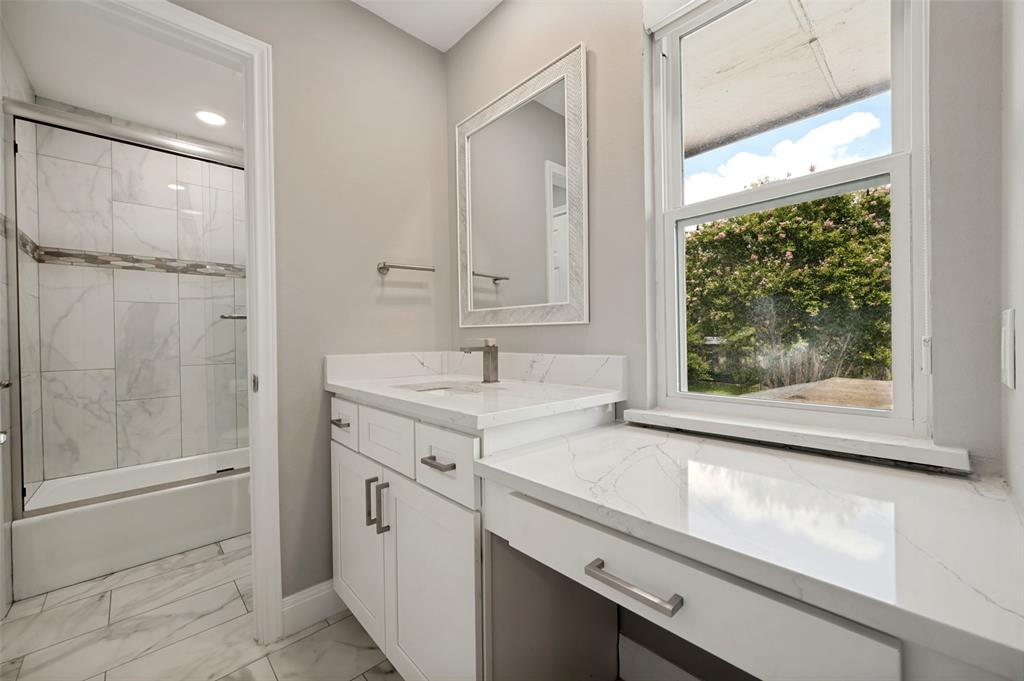 Silvertree Square - Residential