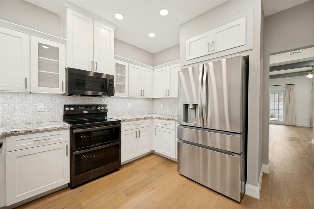 Silvertree Square - Residential