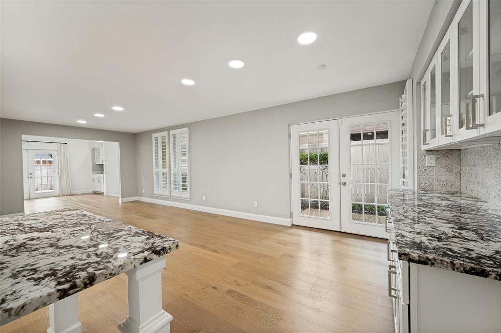 Silvertree Square - Residential