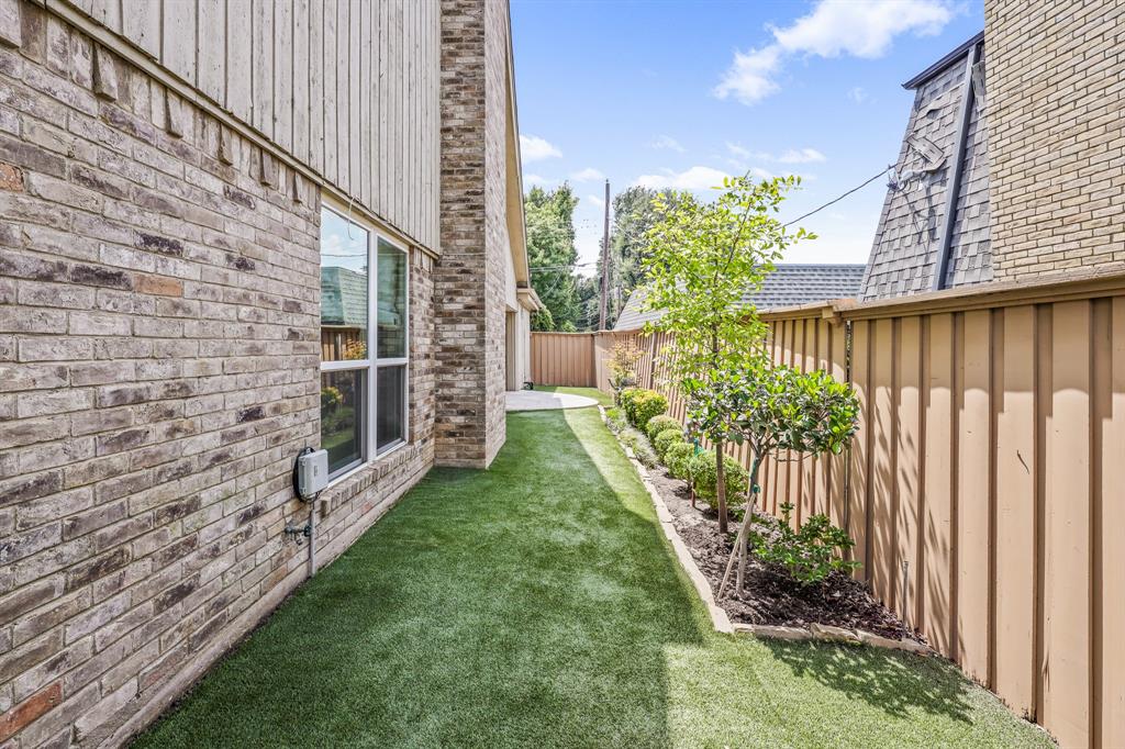 Crest Meadow Estates - Residential