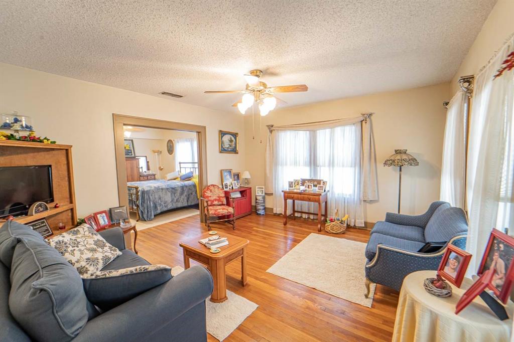 Lakeview - Residential