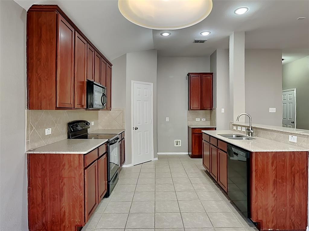 Trails Of Fossil Creek Ph I - Residential Lease