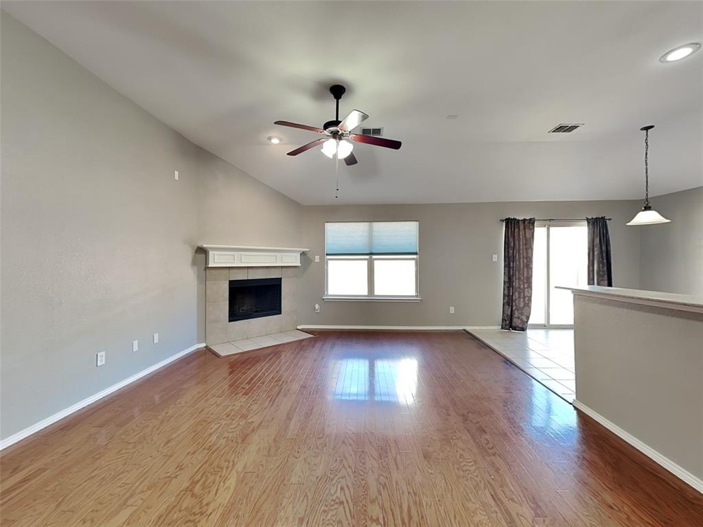 Trails Of Fossil Creek Ph I - Residential Lease