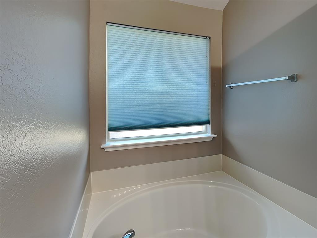 Trails Of Fossil Creek Ph I - Residential Lease