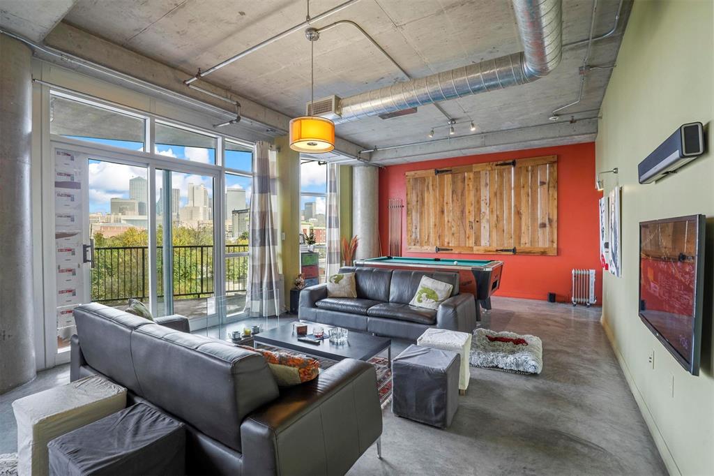 Beat At the South Side Station - Residential