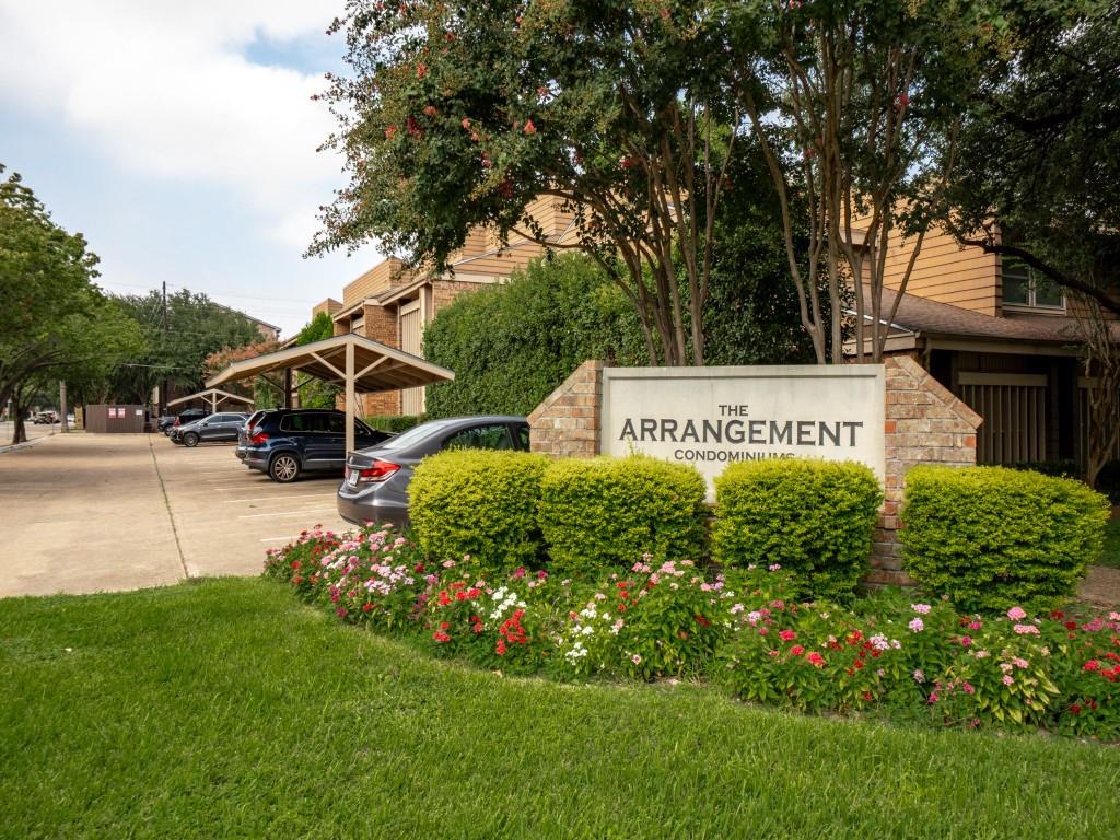 Arrangement Condo - Residential