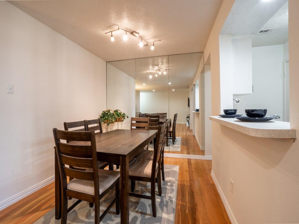 Arrangement Condo - Residential
