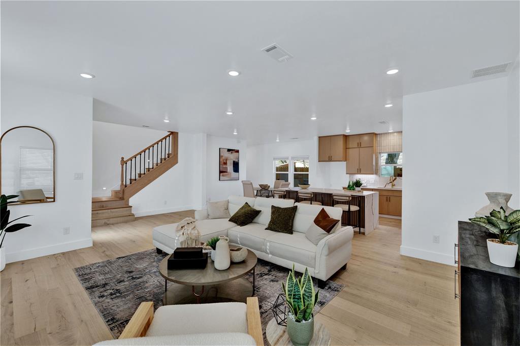 W J S Russell 1st Add - Residential