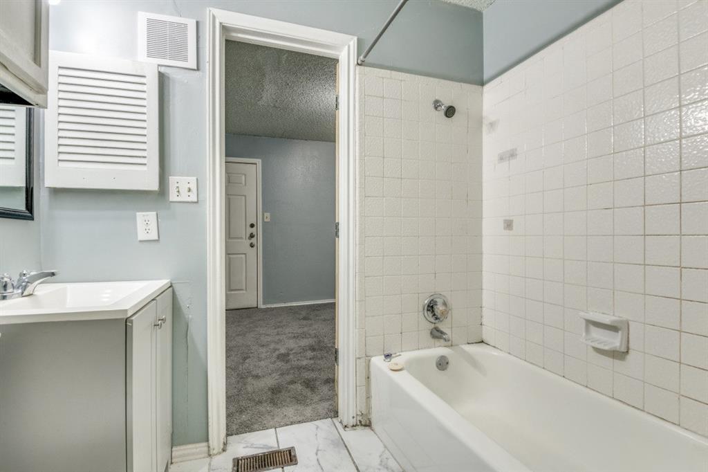 Richland Trace Condos - Residential