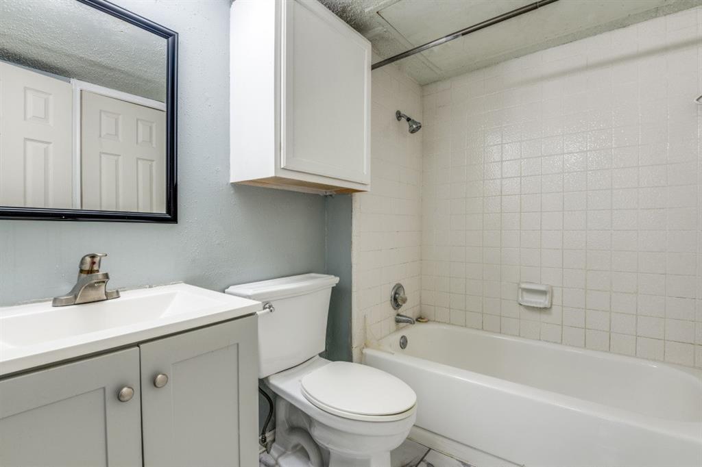 Richland Trace Condos - Residential