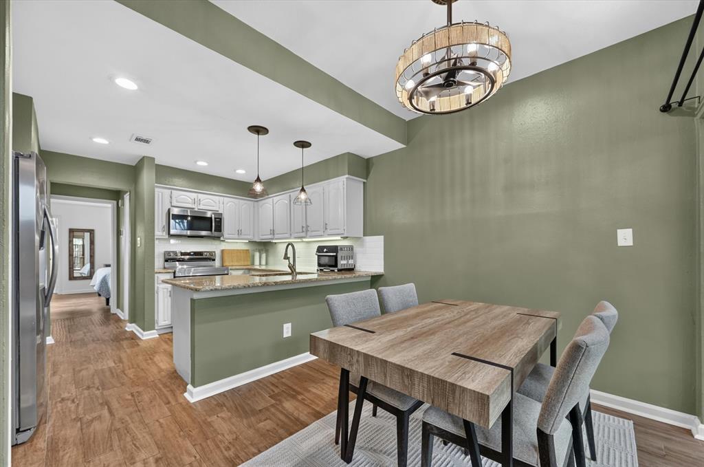 Boardwalk On The Pkwy Condos - Residential