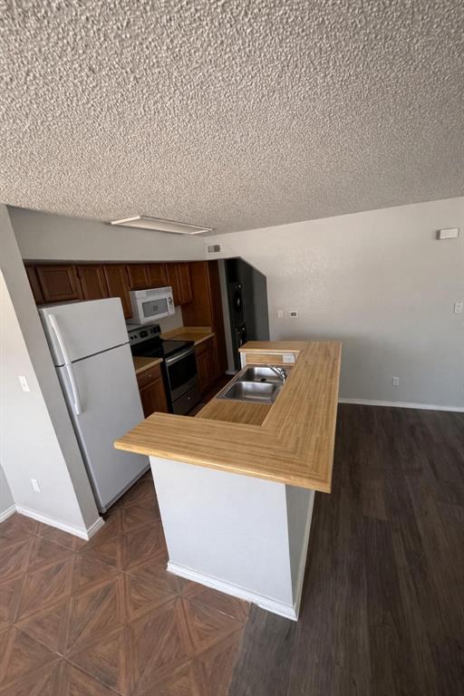 Richland Trace Condos Bldg L - Residential
