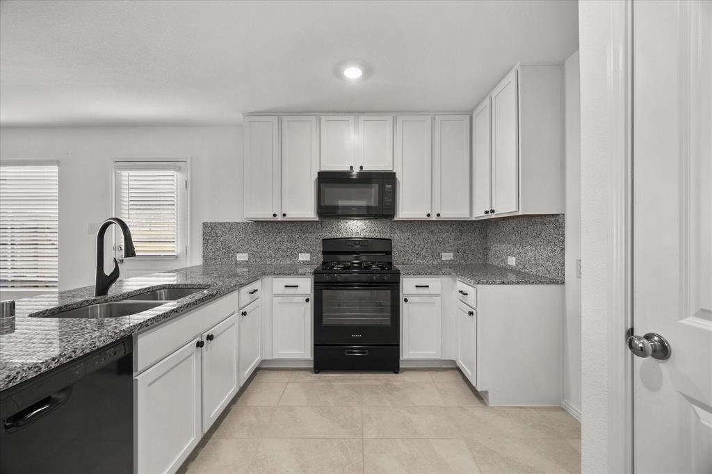 Falcon Heights Village 1 - Residential